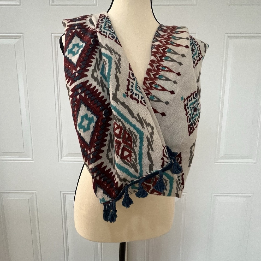American Eagle Southwest Geometric Tribal Infinity Scarf Tassel Trim Cream OS